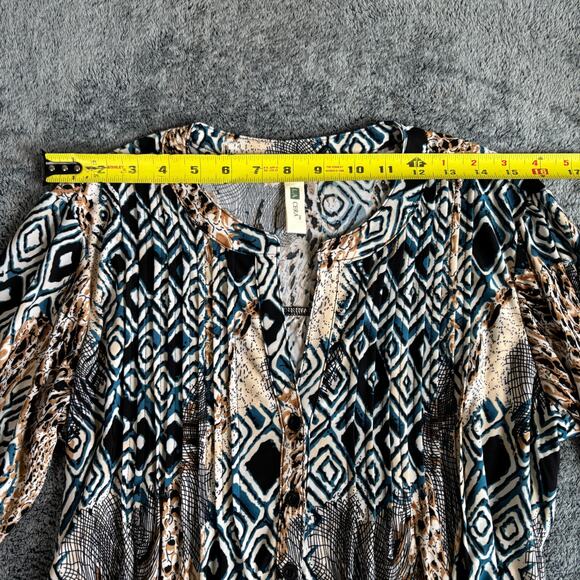 La Cera Malabar Batik Print Blouse Size M Flowy Stretchy 3/4 Sleeve NWOT - Picture 8 of 8